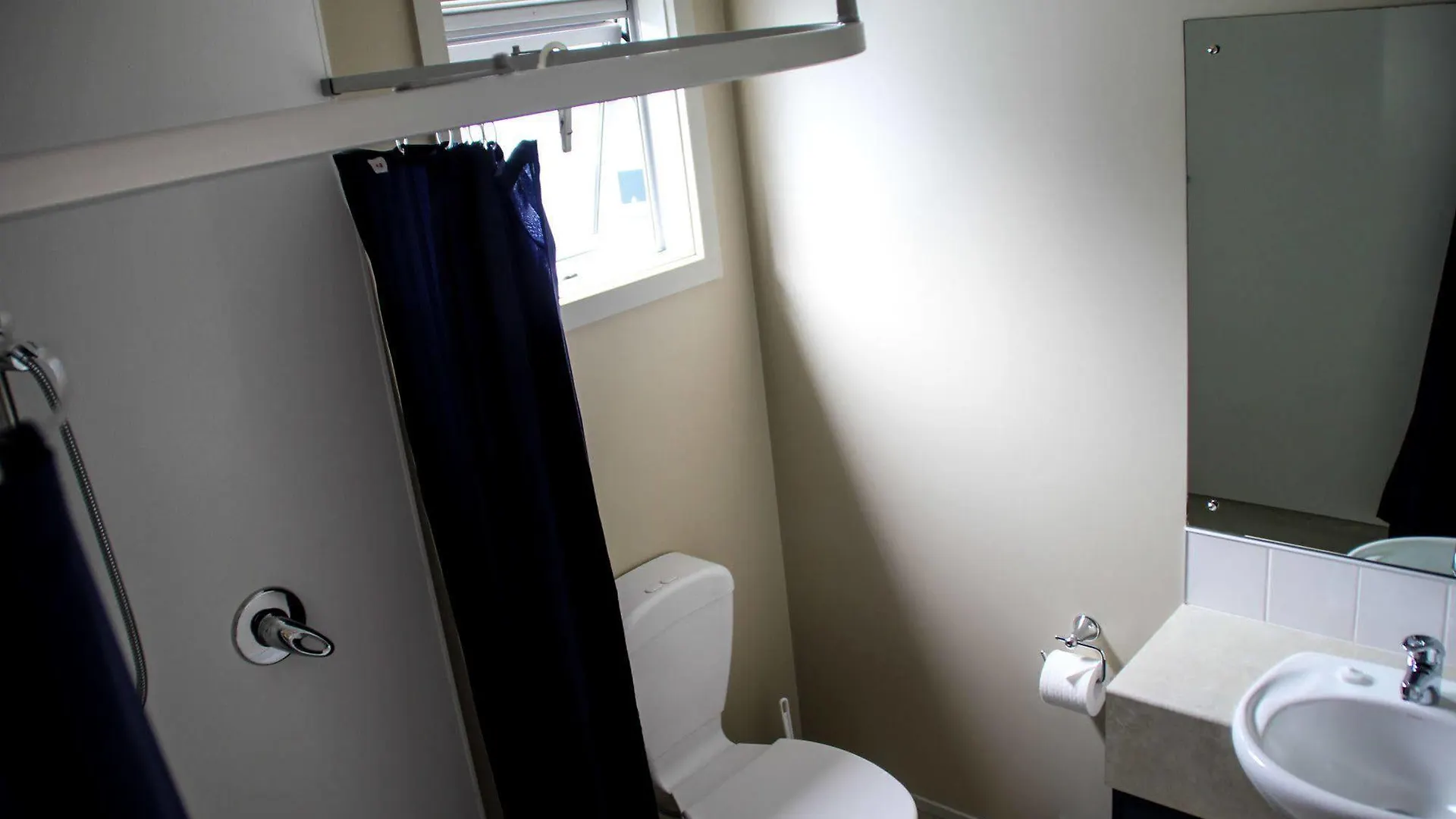 Amber Kiwi Holiday Park & Motels Christchurch 4*,
