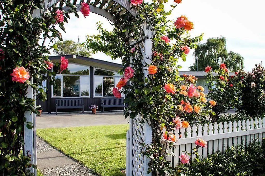 Amber Kiwi Holiday Park & Motels Christchurch New Zealand