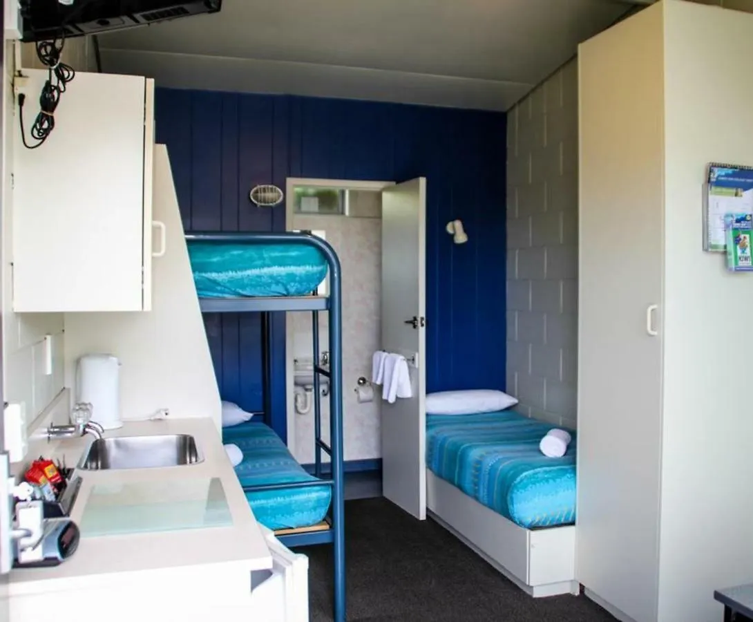 Amber Kiwi Holiday Park & Motels Christchurch 4*,